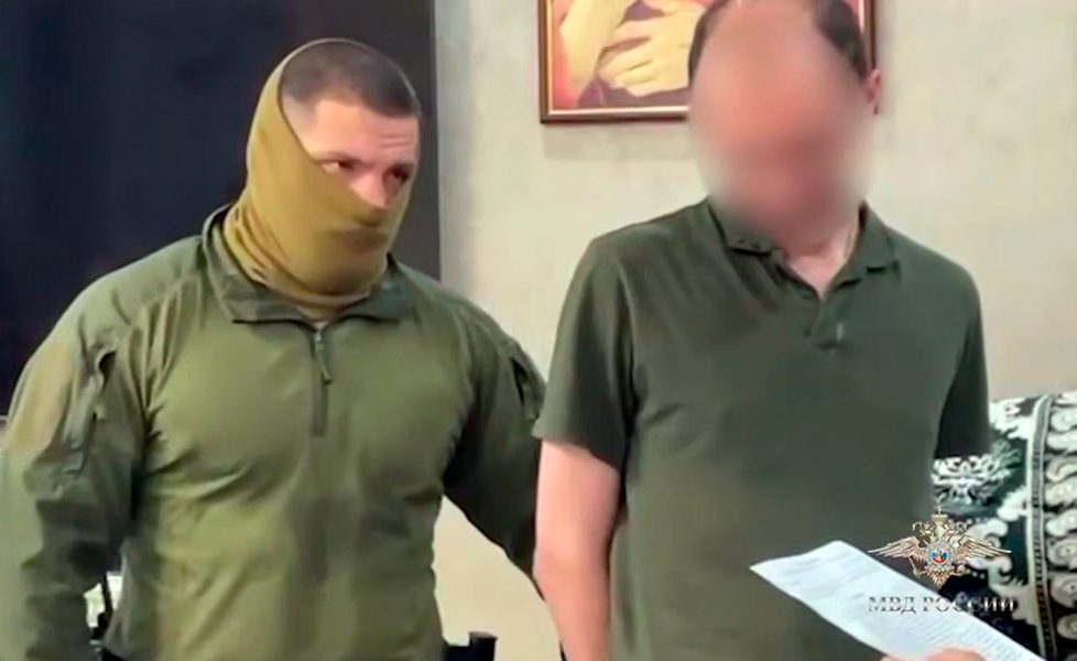 Фрагмент видео МВД